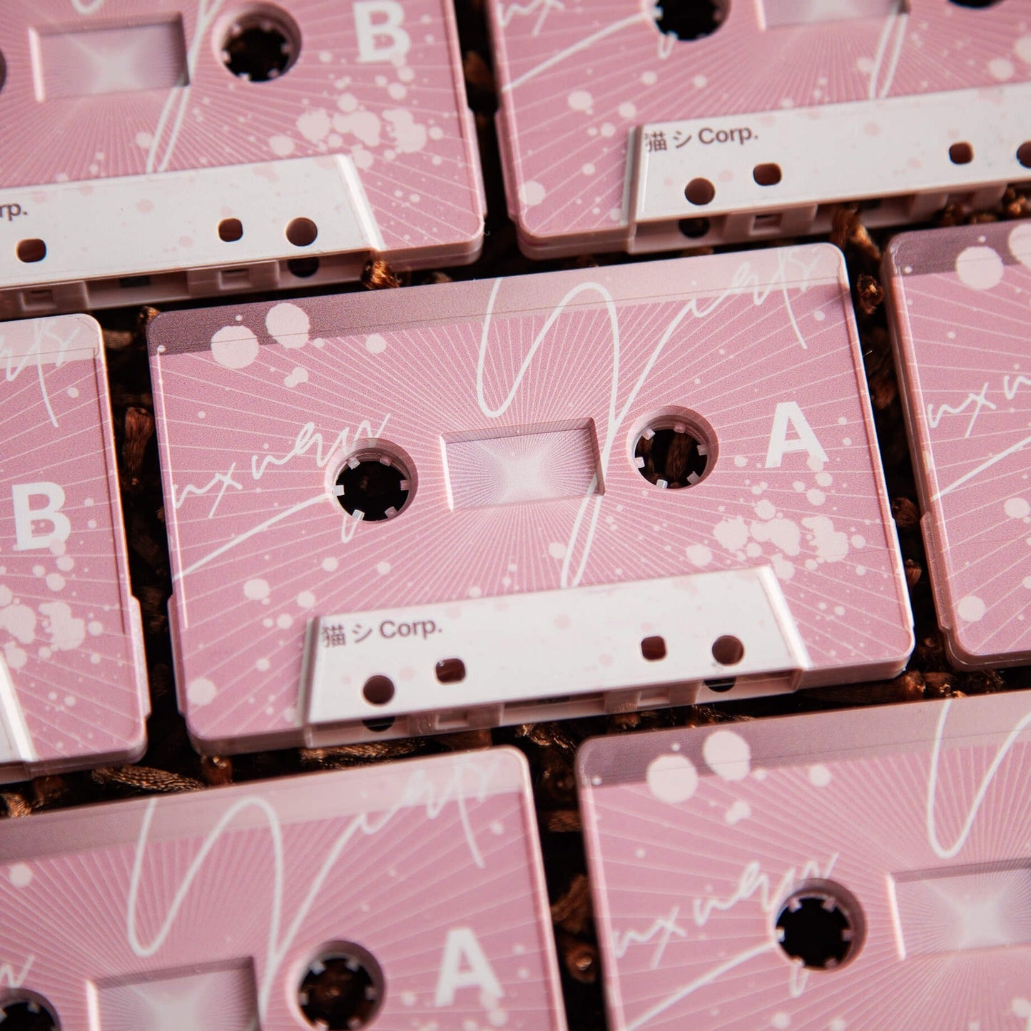 猫 シ Corp. - LUXURY GIRLS cassette